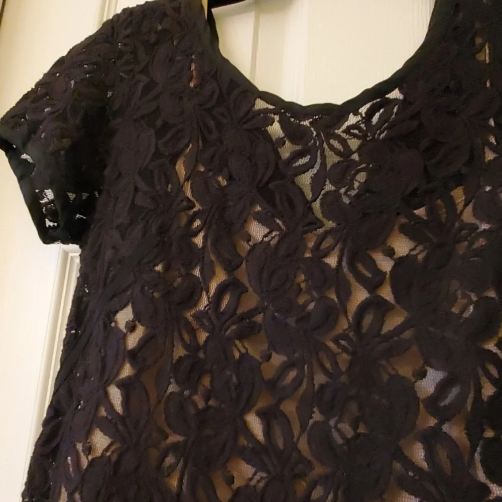 Ann Taylor Loft black lace dress sz 4
